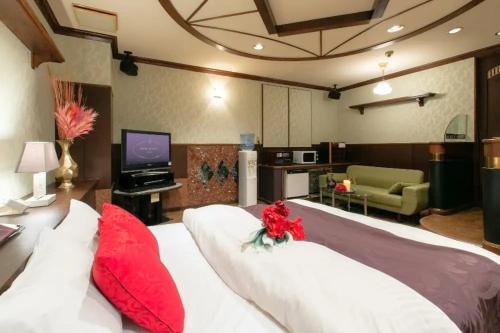 HOTEL SWING - Couple's Hotel