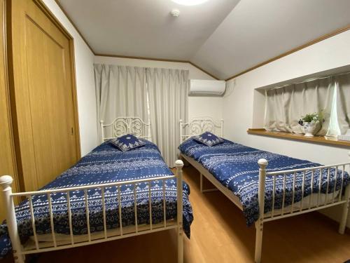 Shinjuku House 2min to Station - 4BR 9 Beds up to 12 Guests
