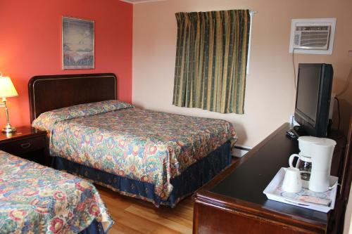 Gallery image of Colonial Motel in Chatham