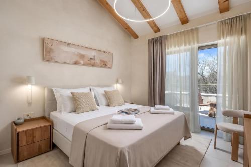 Nareo Villa Collection with Private Pool