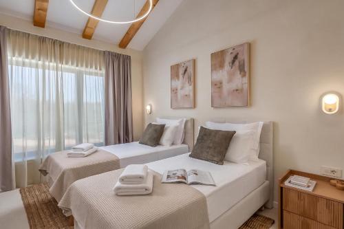 Nareo Villa Collection with Private Pool