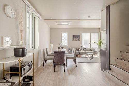 Shin-Koiwa 5 Min Spacious Private House for 7 Near Shopping Street