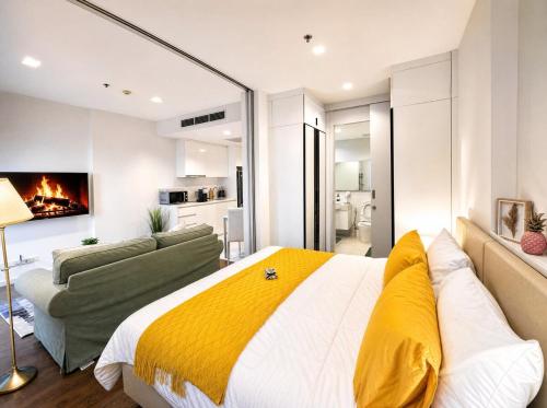 Luxury & Bright 1BR - Infinity Pool Sathorn, 방콕 (2027년 최신 요금)