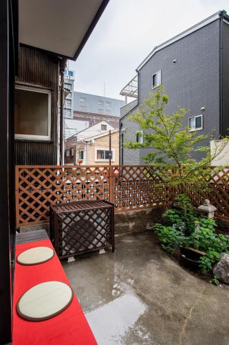 New!Direct to Kansai Airport-半園 桜ノ宮駅徒歩2分!梅田まで2駅!一棟貸切-各階に専用バスルーム