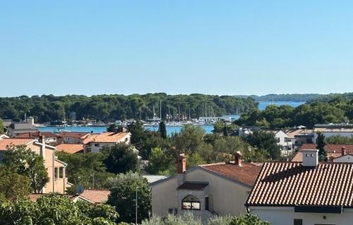 Stunning Apartment In Medulin With Wifi