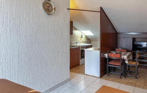 Stunning Apartment In Medulin With Wifi