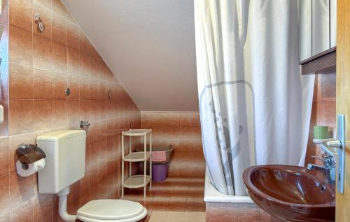 Stunning Apartment In Medulin With Wifi