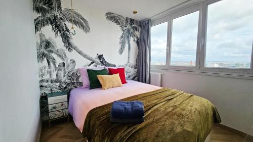 Unobstructed view parking metro nearby 8 guests