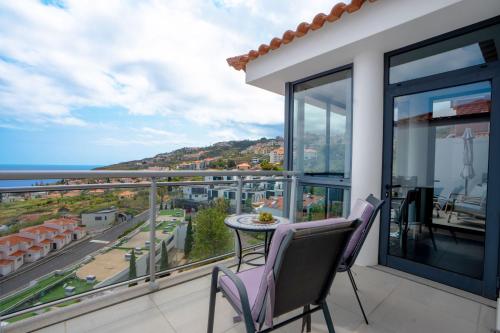 Penthouse Paradisus - pool&sea view by LovelyStay