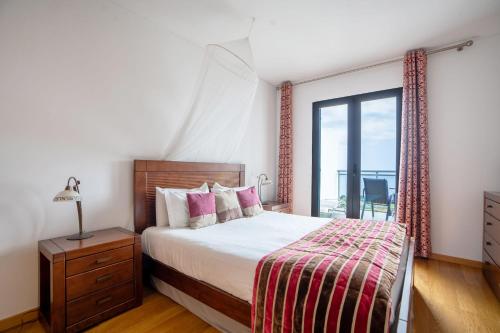 Penthouse Paradisus - pool&sea view by LovelyStay