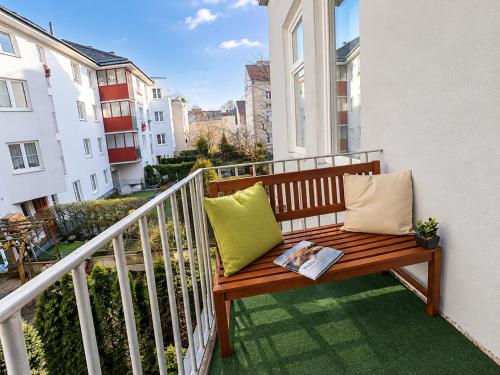 Premium Apartment for 4 near Westbahnhof & Mariahilfer Strasse