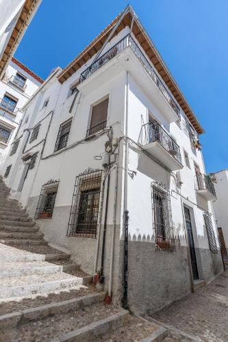 Mirador Ojo de Granada pleno Albaicín y en el Centro