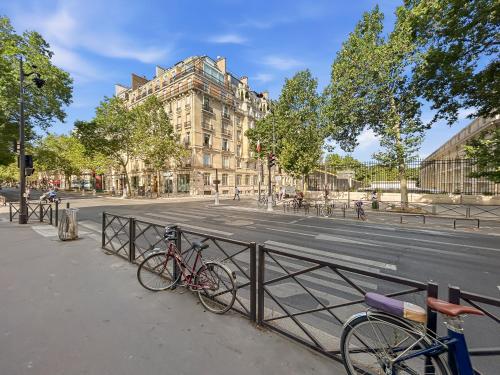 Atelier d artiste jardin du Luxembourg Paris 5