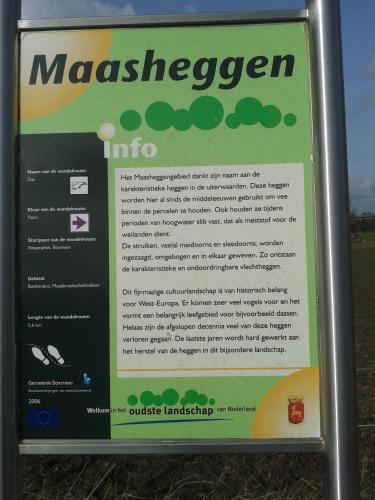 a sign for a masseyezer into at Langs De Maas in Boxmeer