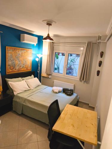 Digital nomads Athens up to 4 Center Evaggelismos Metro 1000 Mbps Fiber Internet enjoy Greek Hospitality