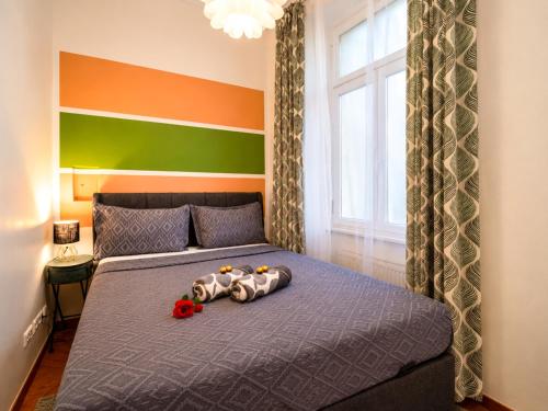 Spacious 2BR Apartment for 6 near City Center Metro U2