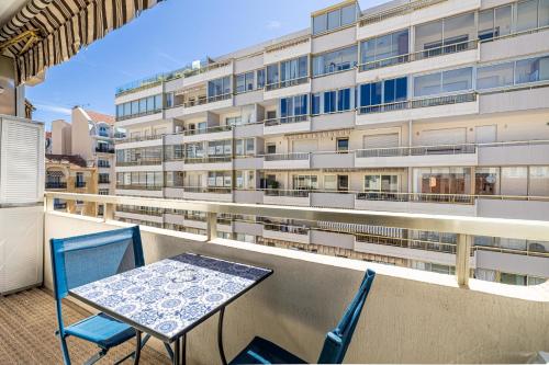 7 JUI - Beautiful one-bedroom apartment 50m from Croisette
