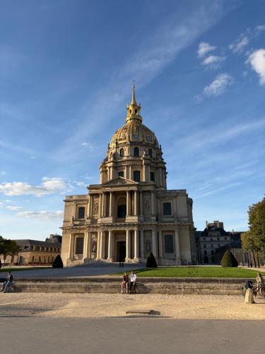 Peaceful Studio in the heart of Les Invalides - By Éditions Slim Paris