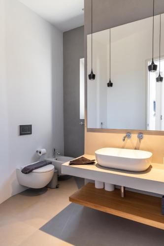 Villa Nabia by Milos Concierge