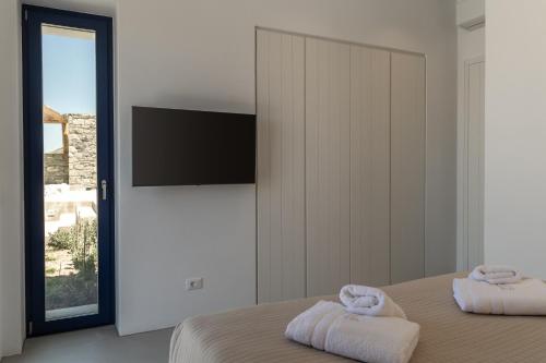 Villa Nabia by Milos Concierge