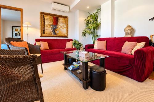 Beautiful 2-bedroom apt in a high-end residence near the Palais