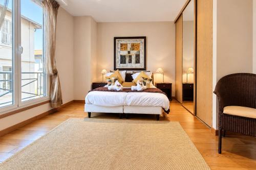 Beautiful 2-bedroom apt in a high-end residence near the Palais