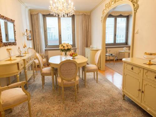 2 BR, Vienna Charme, central, Stephansplatz