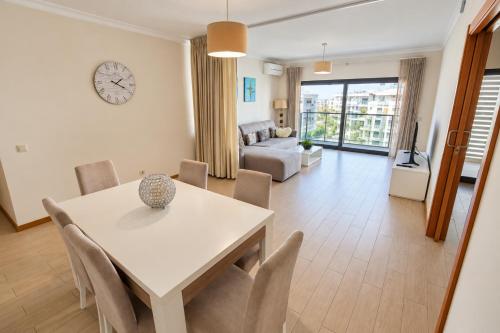 Rocha Prime Residence