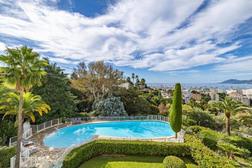 26 KOE - Beautiful Sea View Apartment with Parking
