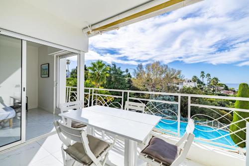26 KOE - Beautiful Sea View Apartment with Parking