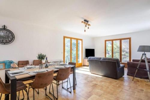 Spacious house with pool in Sainte-Maxime