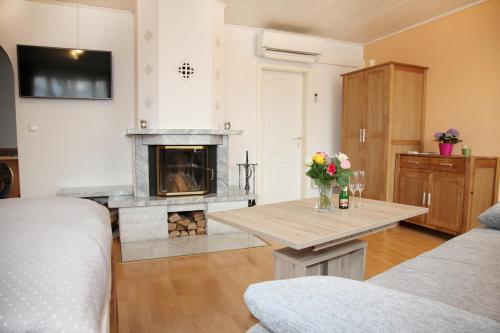 Gallery image of Chiemsee Comfort-Bungalow mit Garten in Rimsting