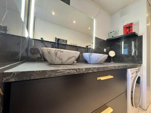 Appartement Confort 3 Pièces, Balcon, Animaux Admis, 8 Pers., Wifi, Pied des Pistes
