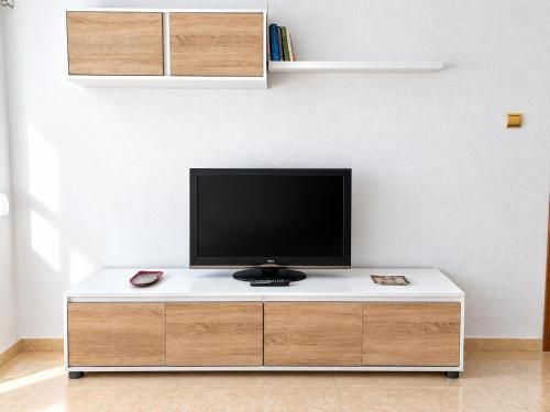 Apartamento junto a la playa de la Malvarrosa en Valencia, hasta 5 huespedes