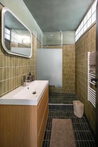 Elegant Parisian apartment, Place des Vosges