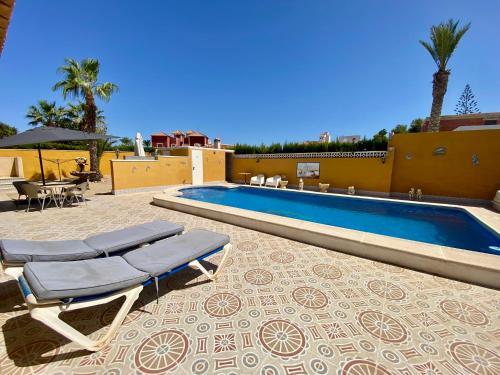 Villa Florida Familie Villa met groot privézwembad