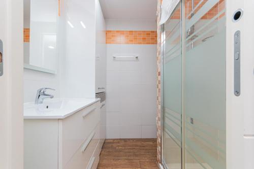 Le blanc Atelier Chamberi