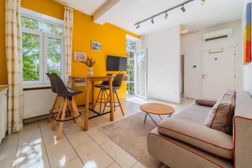Flowers Premium Apartments & Rooms