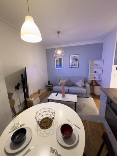 Celine Celia , 18 th arrondissement