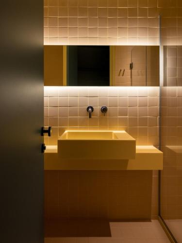 Design Led Emerald Suite II Prime Syntagma Location