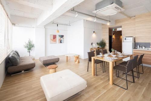 Tree Village201 Spacious stay near Nanba and USJ