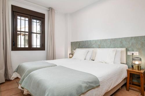 Apartamento con Patio Andaluz - Playa y Centro