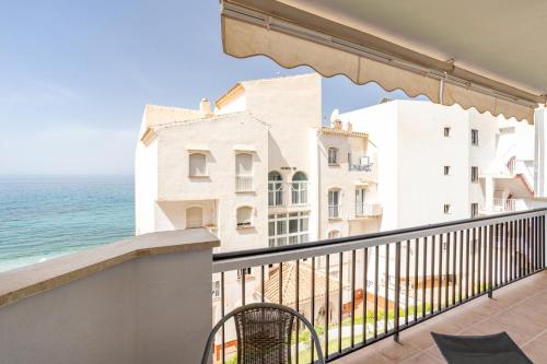 Stylish apartment with sea view