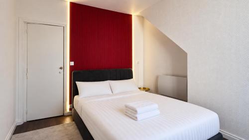 Le Marais 1 Bedroom Apartment with Balcony and Netflix