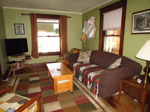 Gallery image of Wanderfalls Guesthouse & Hostel in Niagara Falls