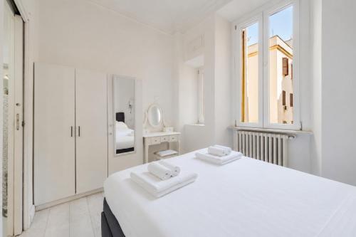 Vatican Luxury Apt 3 Bedrooms 4 Bathrooms