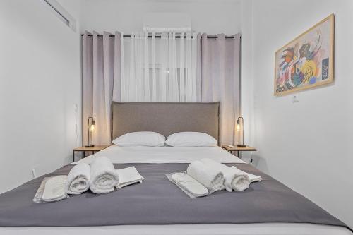 Stylish & Bright apartment in the Heart of Glyfada