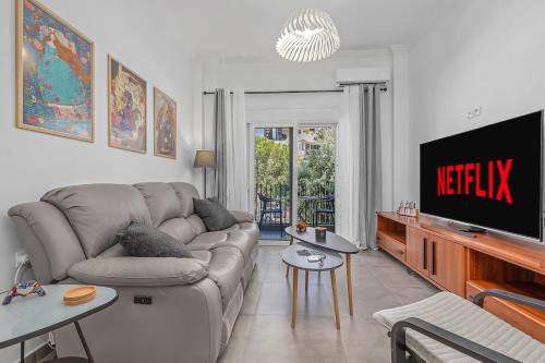 Stylish & Bright apartment in the Heart of Glyfada