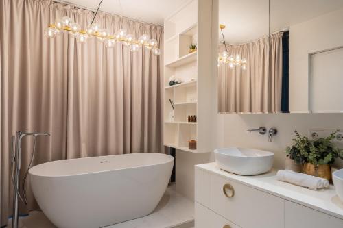 Luxury apartment in Puerto Banus La Alcazaba