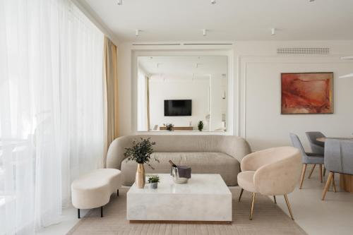 Luxury apartment in Puerto Banus La Alcazaba
